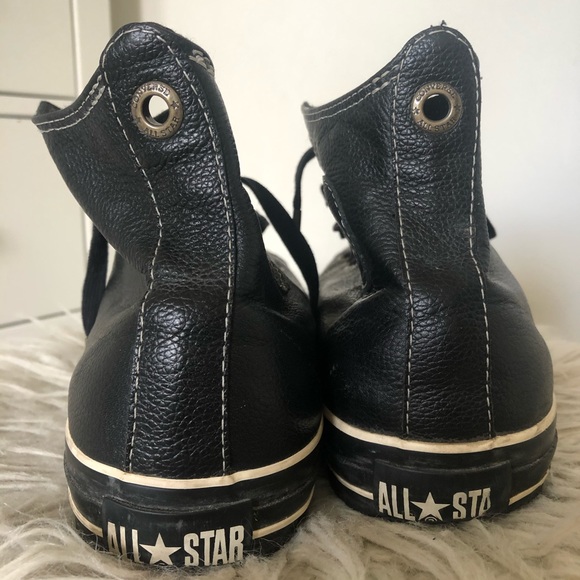 ✨RARE 2000 VINTAGE LEATHER CONVERSE! - Picture 5 of 8